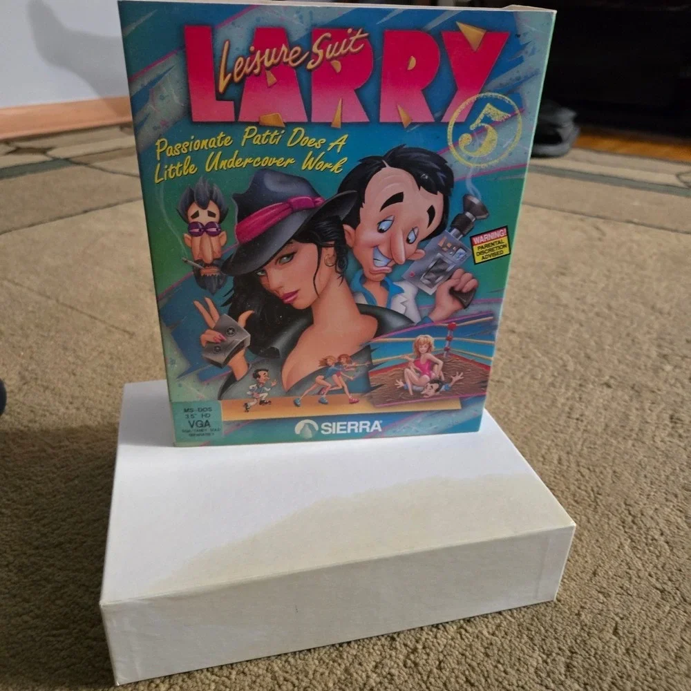 Leisure Suit Larry 5 Passionate Patti MS-DOS 3.5 Floppy Big Box Sierra Game